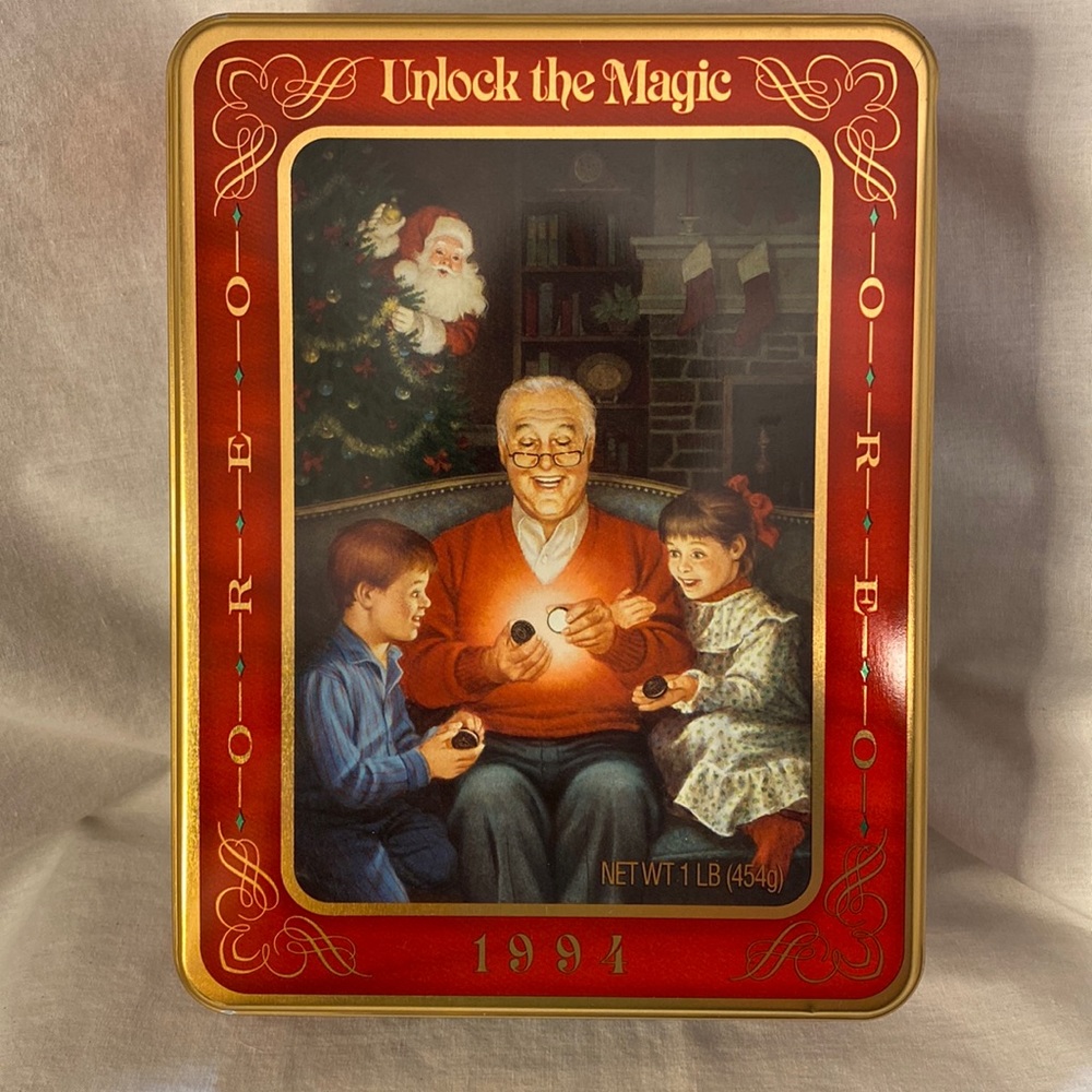 1994 Santa Oreo Cookie Tin Can Nabisco ~ Unlock The Magic w/ Oreo~8” x 6” x 2.5